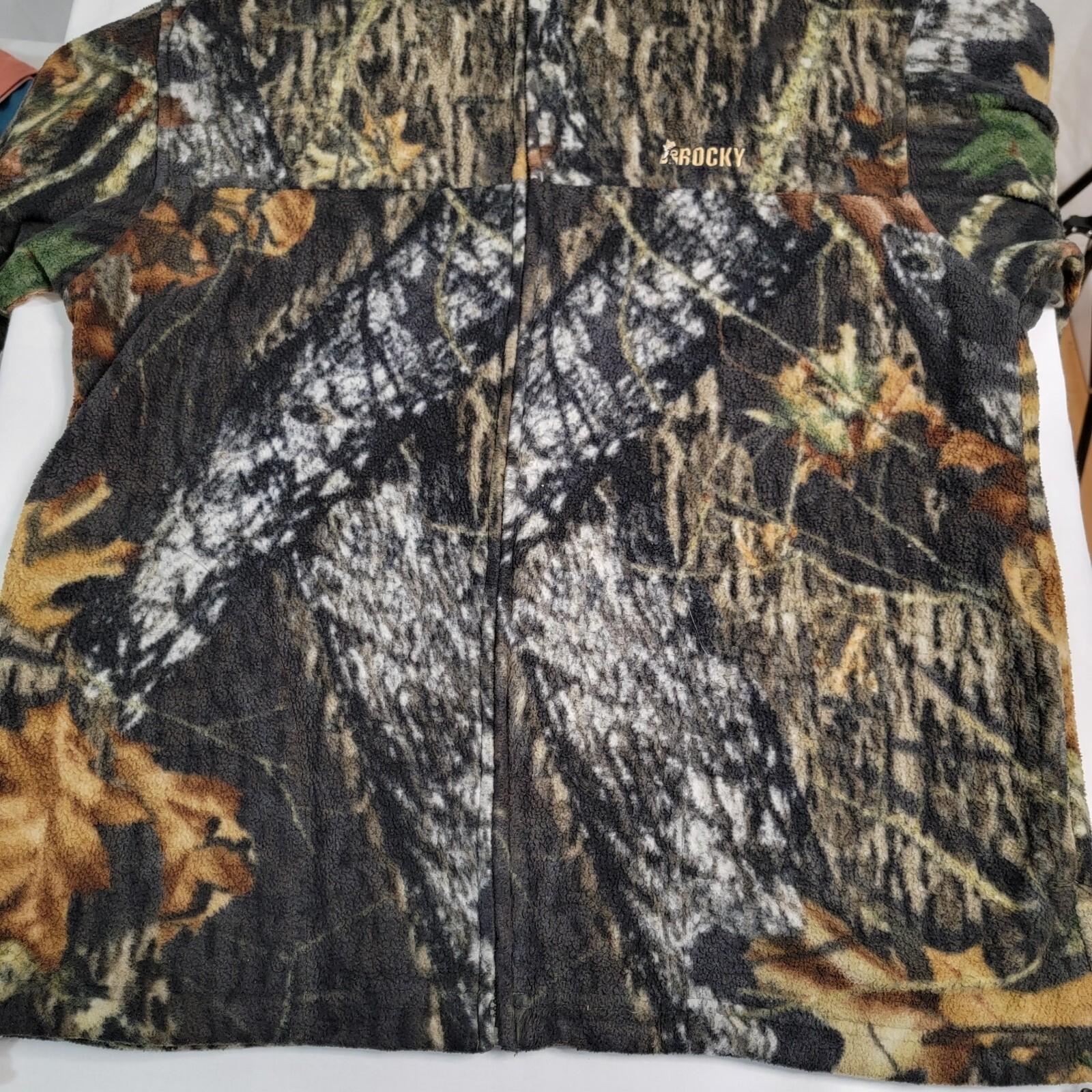 Rocky Mens camo full zipper jacket LG Pre Owned Polyester Pre Owned