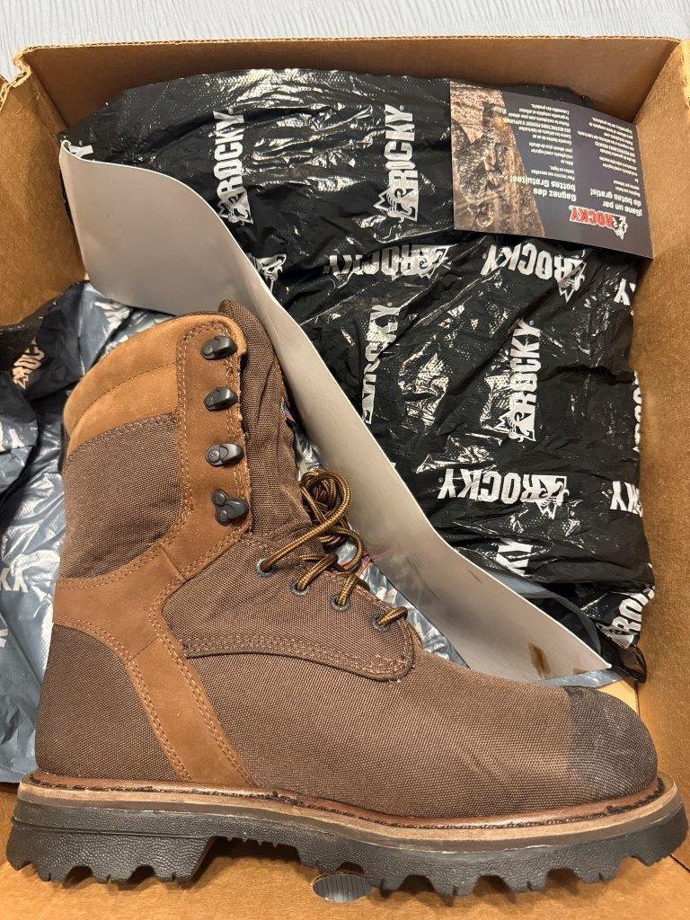 ROCKY Stalker RKS0499 Waterproof 1000G Insulated Outdoor Boot Sz 9.5 W Wide