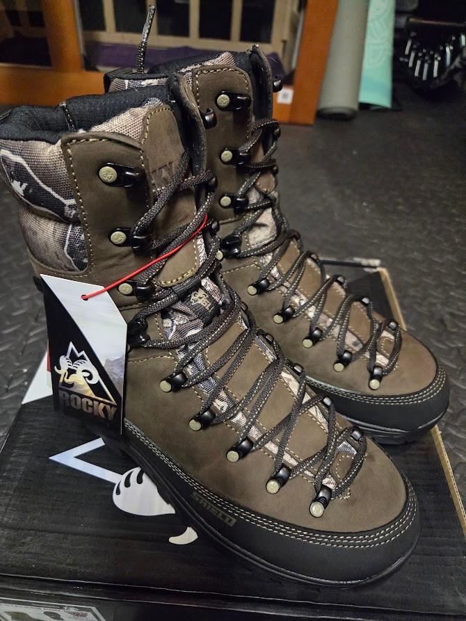 Rocky Mountain Stalker Pro 800g Insulated Waterproof Hunting Boots Mens 8.5