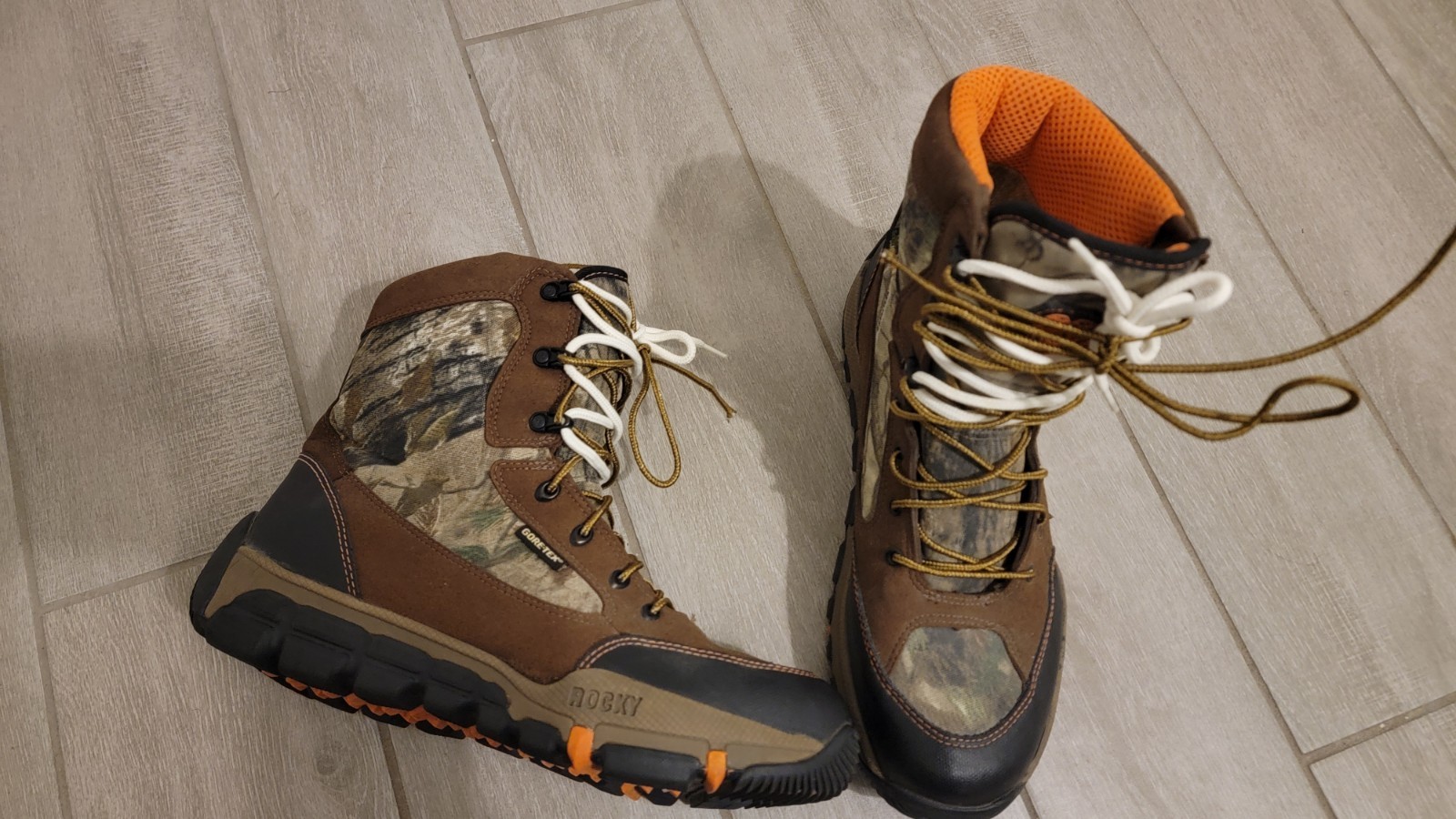 Rocky Boots Men’s 11.5M Primaloft Camo Gore-Tex Cam Brown Mid-Lace Up 4776, EUC