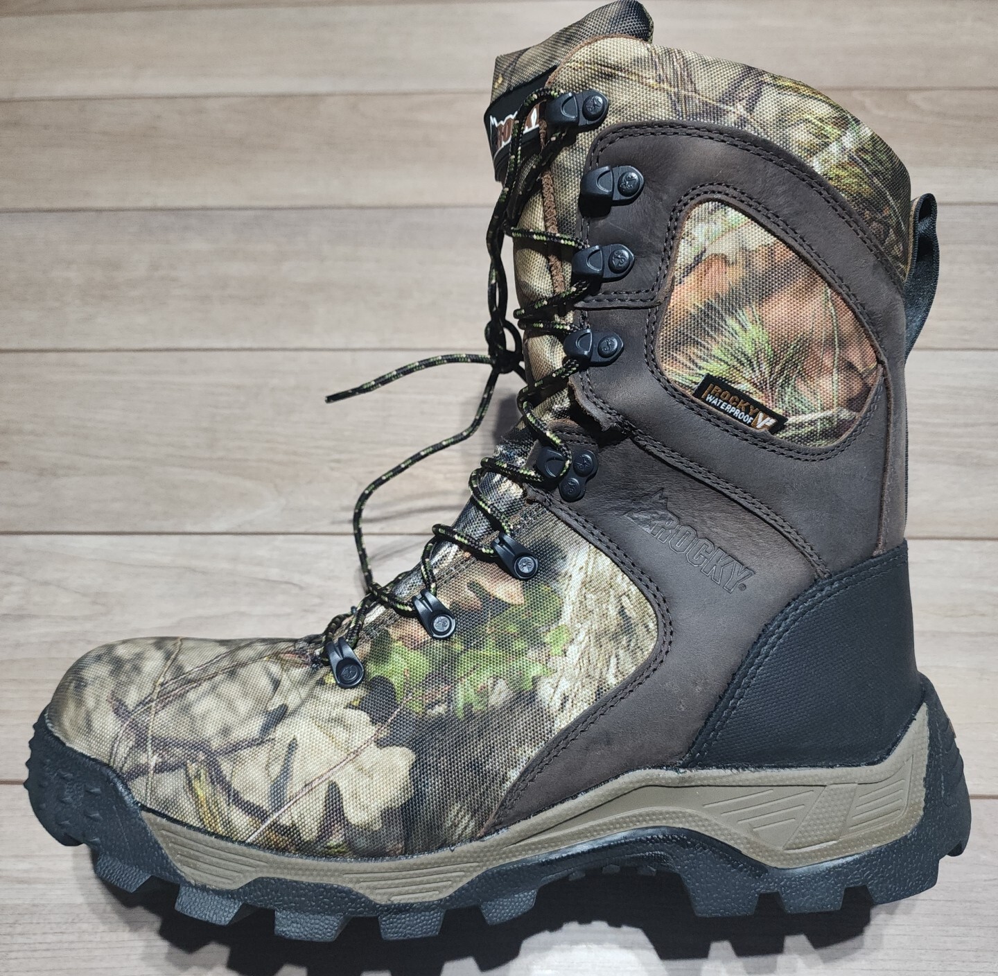 NIB Rocky Men’s 9″ Sport Pro 1000 Grams 11.5M Waterproof Camo Boot RKS0309