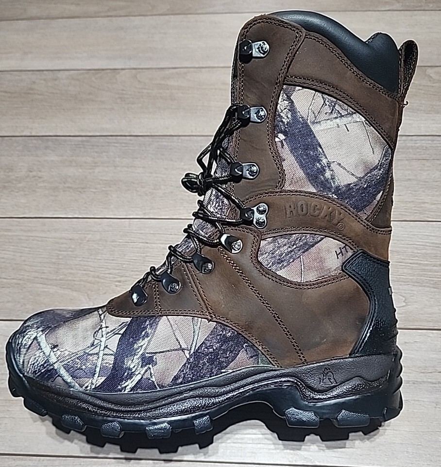 NIB Rocky Men’s Sport Utility 10.5M Watherproof Camo 1000g Insulated Boot Brown