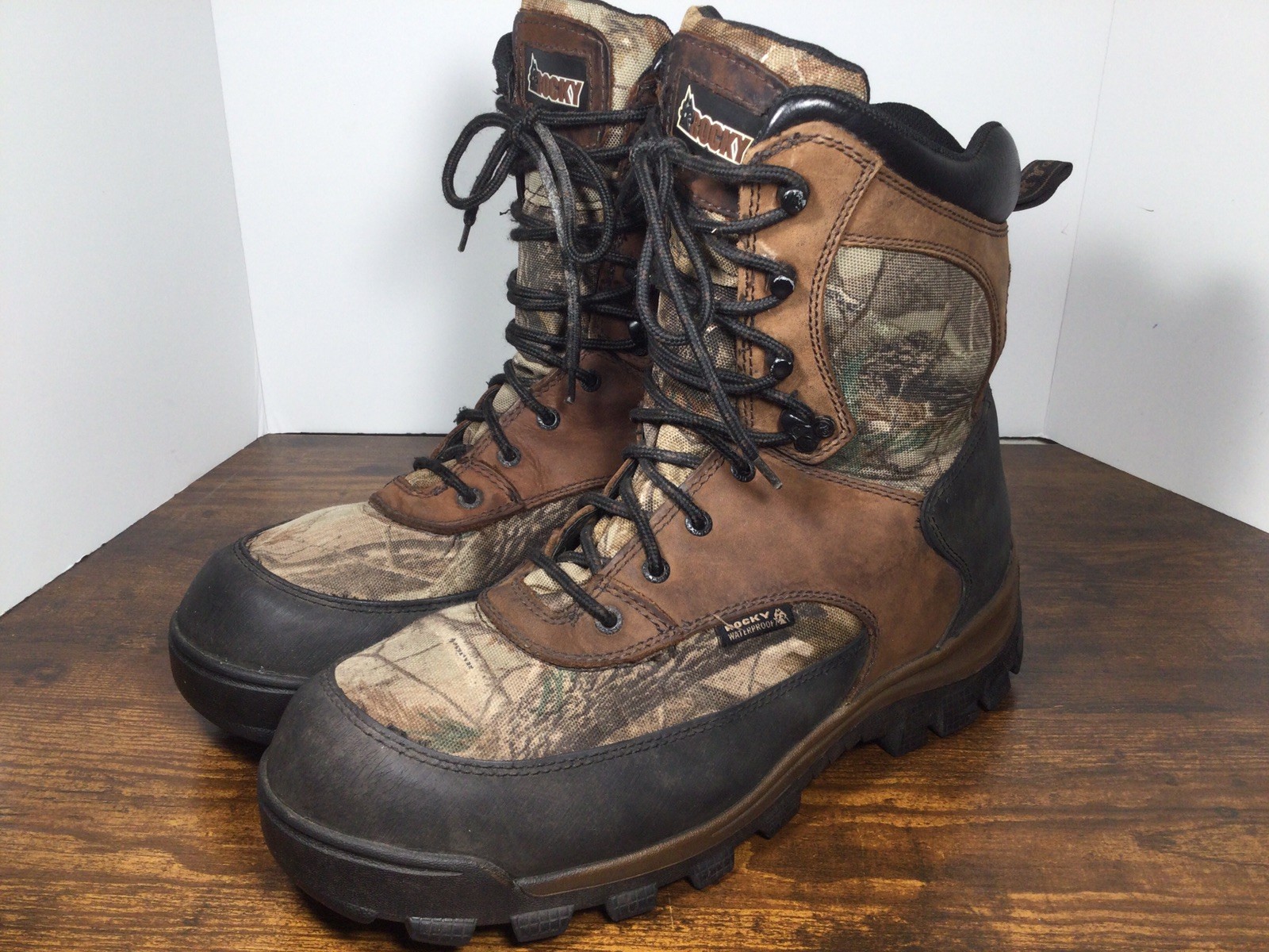 Rocky Core Camo 8 Inch Waterproof 400G Insulated Outdoor Boots Men’s Size 13 M