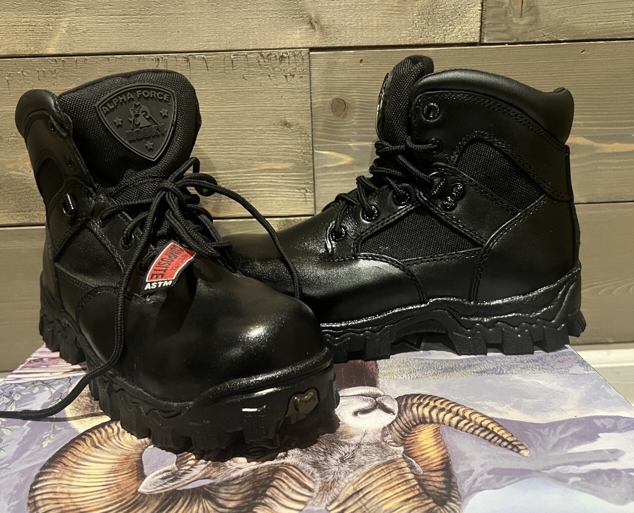 NEW Rocky Alpha Force 6” Black Leather Men’s Boots Size 4.5 M Waterproof