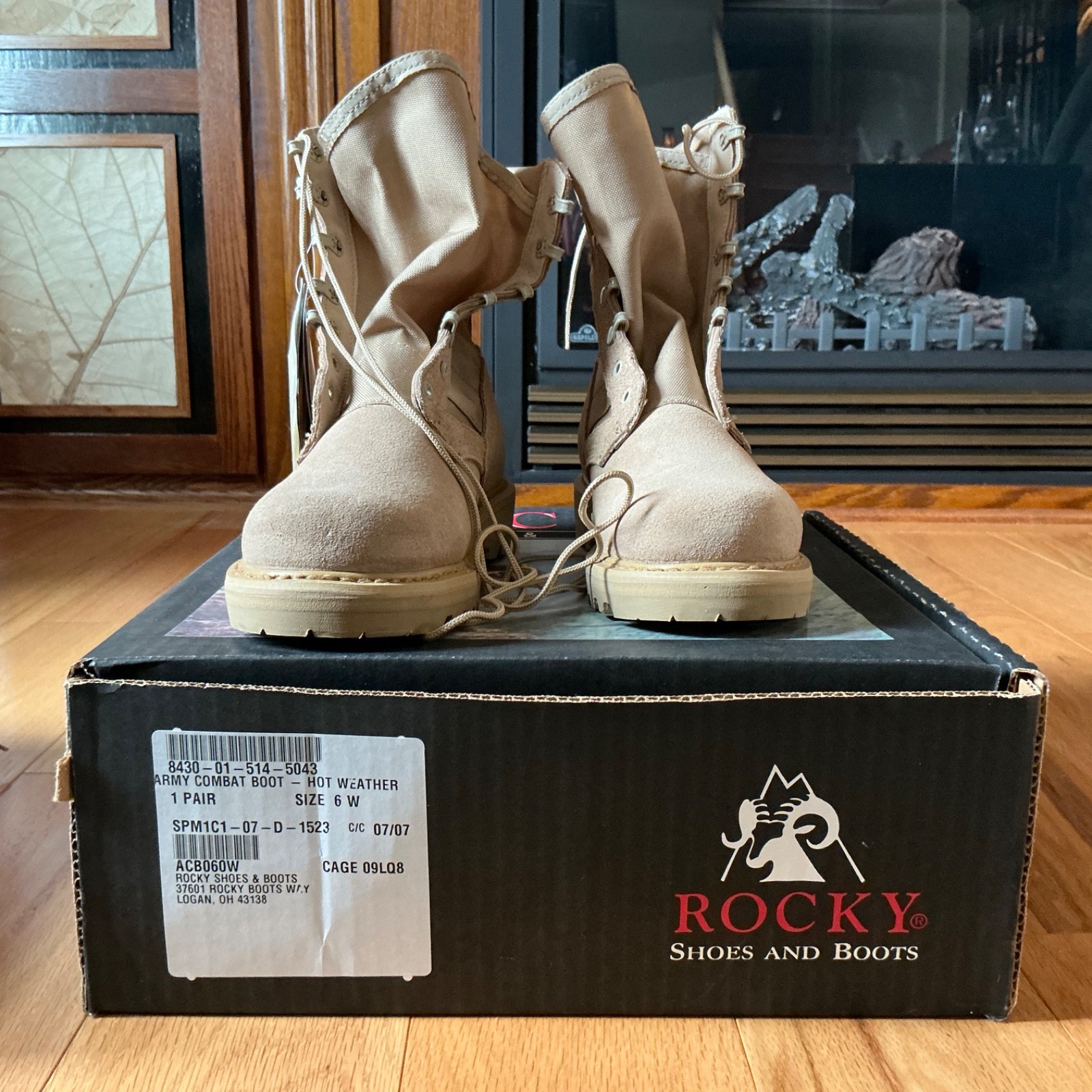 NEW IN BOX. Rocky Entry Level Hot Weather Military Boot 6W