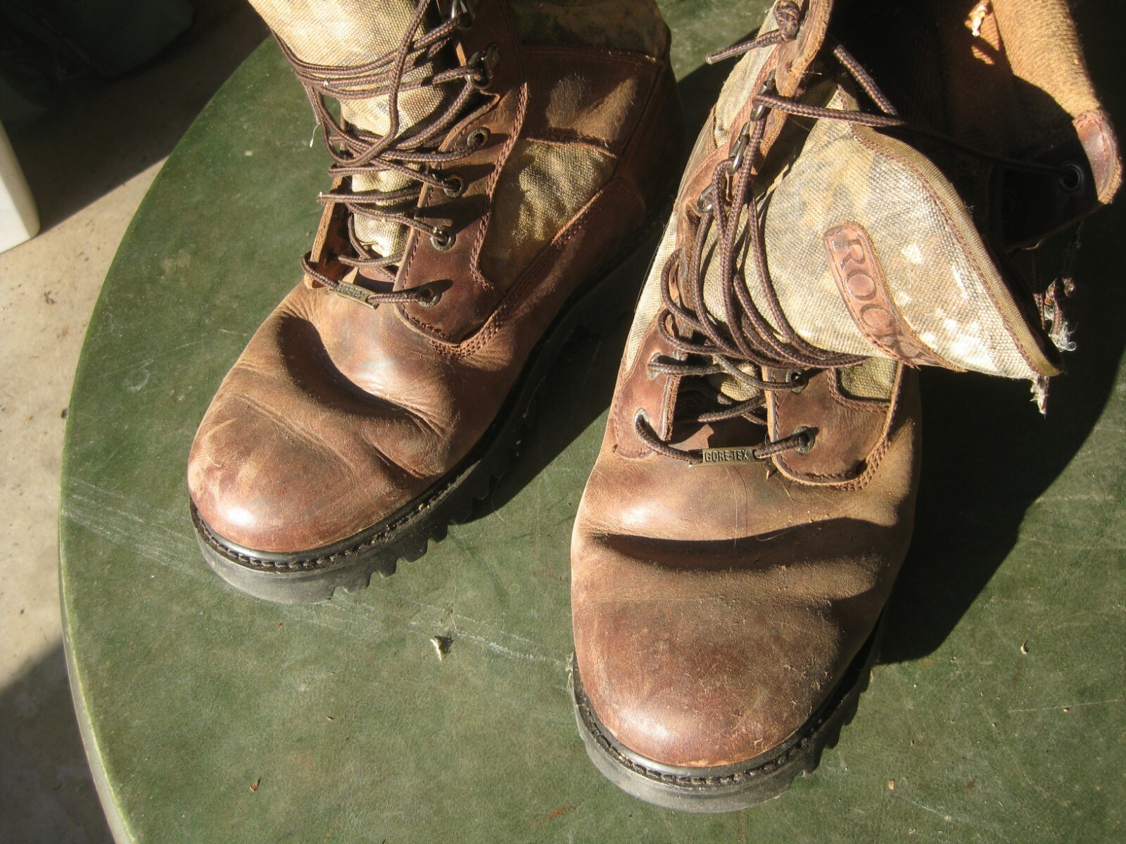 MENS CAMO ROCKY GORE-TEX BOOTS 11M WATERPROOF INSULATED 800 GRAMS HUNTING HIKING