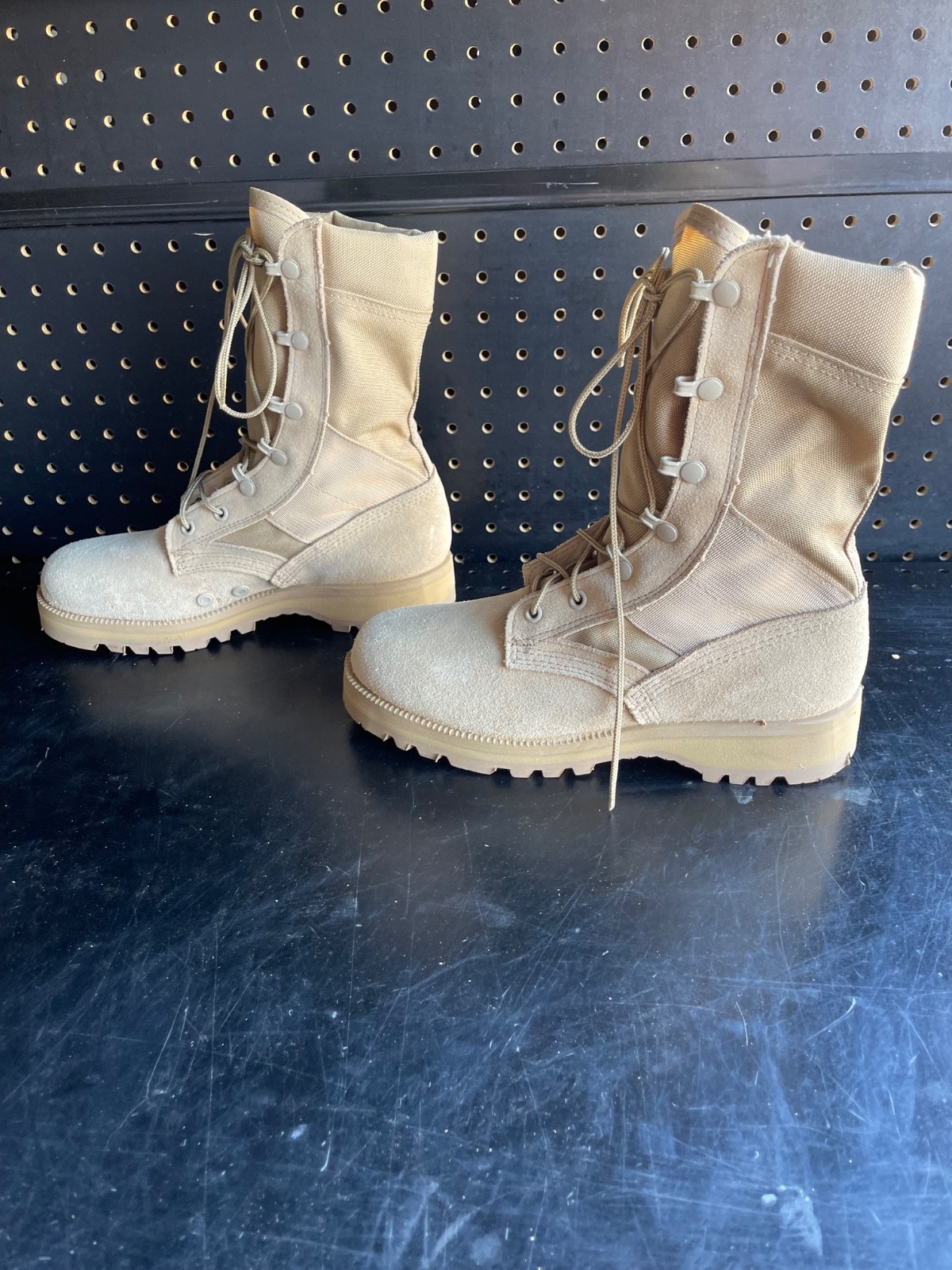 Brand New Rocky Entry Level Hot Weather Military Boot  Size 6 Regular #247