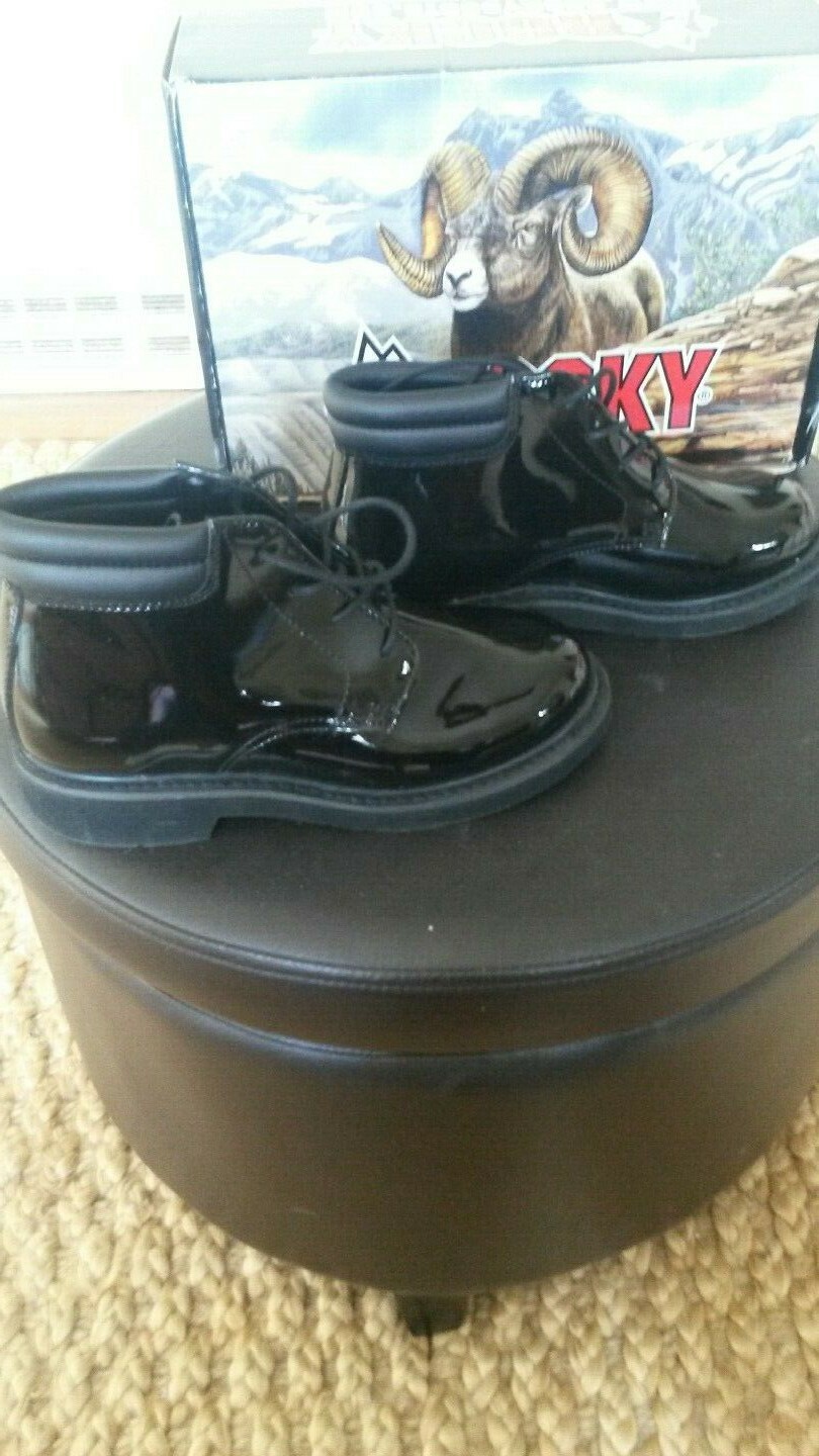 ROCKY BOOTS 500-8 MENS  5M