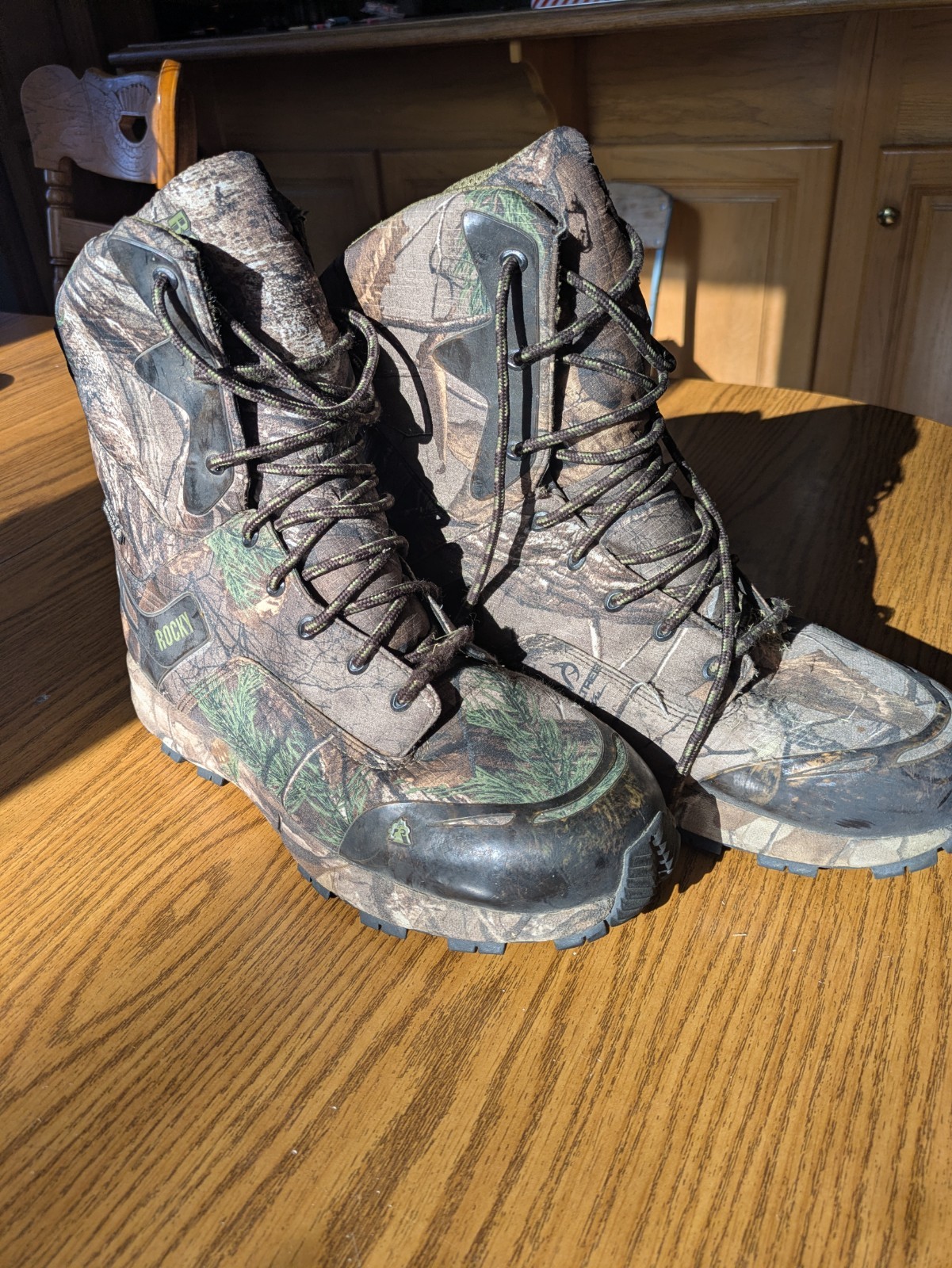 Rocky Men’s Broadhead Trail Hiker Hunting Boots Camo, Size 12M