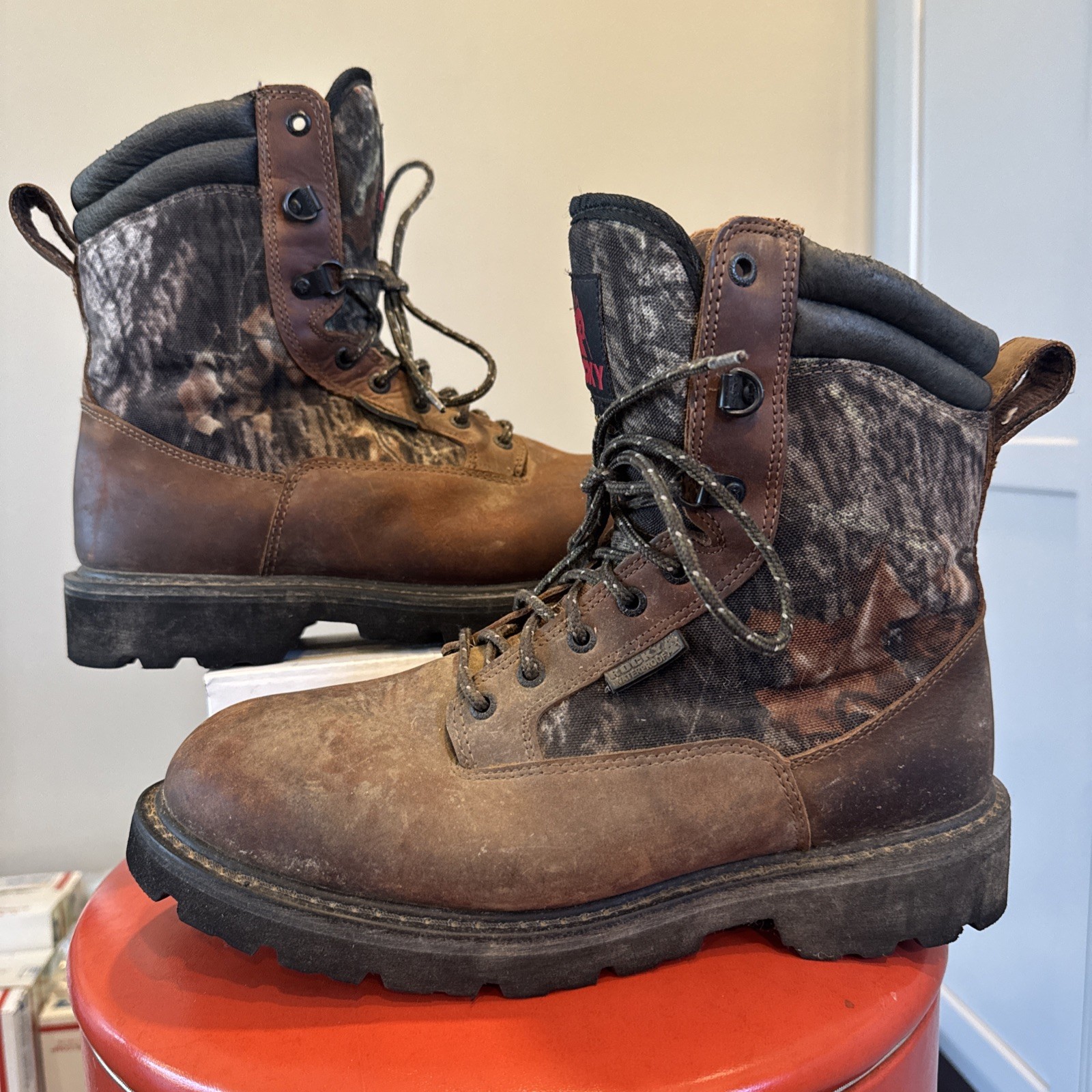 Men’s Rocky Waterproof Boots Size 9.5 W 8860 600 Grams Thinsulate Camo