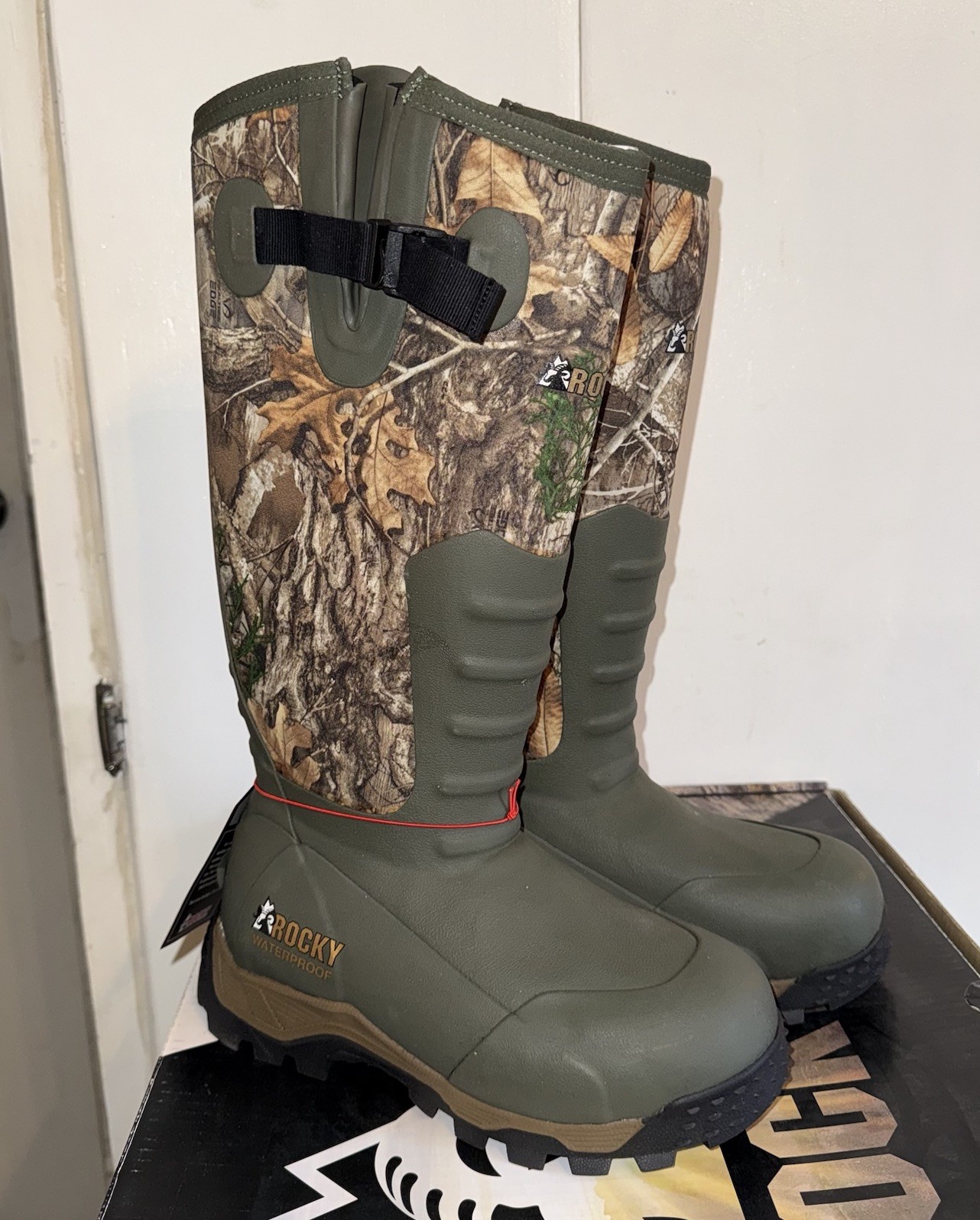 Rocky Sport Pro Women’s 1200G Insulated Rubber Outdoor Boots Size 7M RKS0479