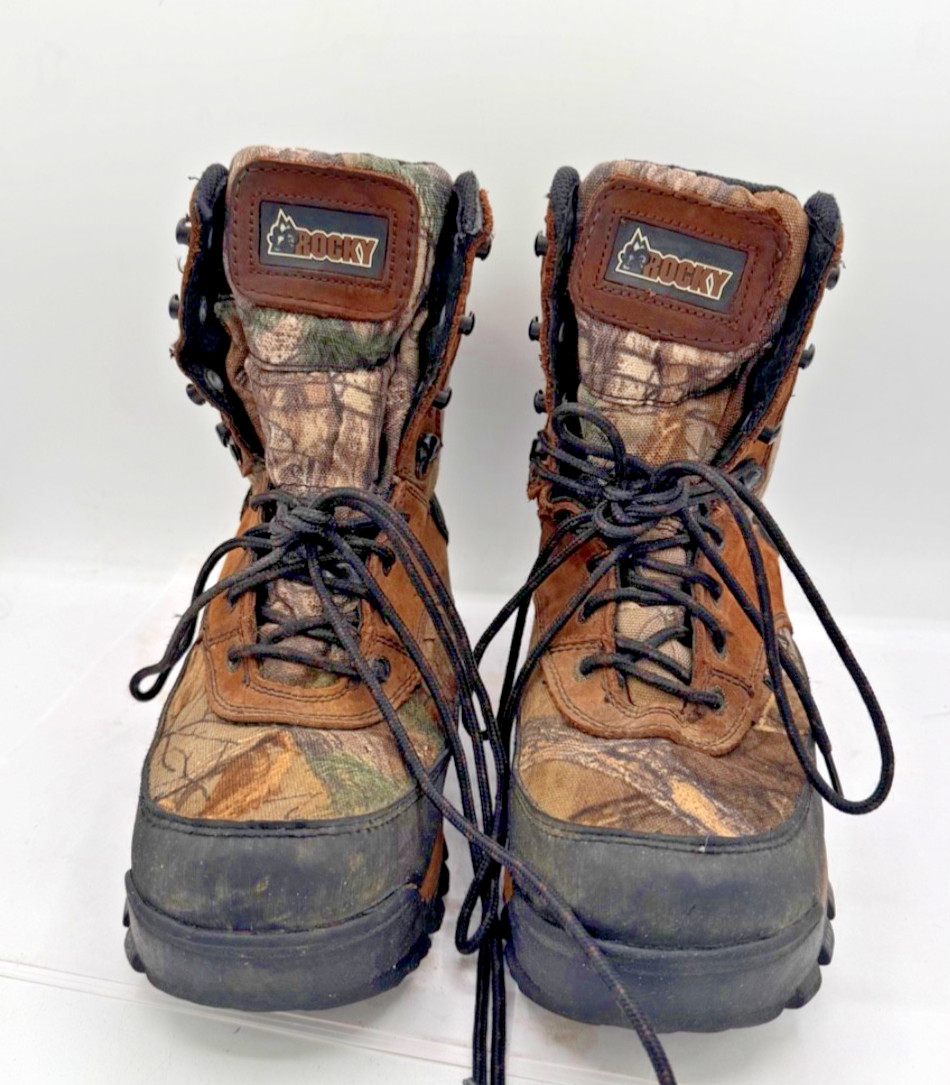 ROCKY insulated waterproof  hunting boots size 8W for men