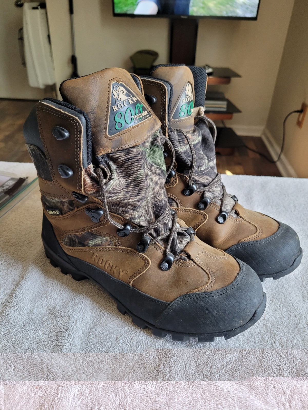 Rocky 8-inch hunting boots GORE-TEX waterproof Men’s 8 W, 800 Grams Thinsulate