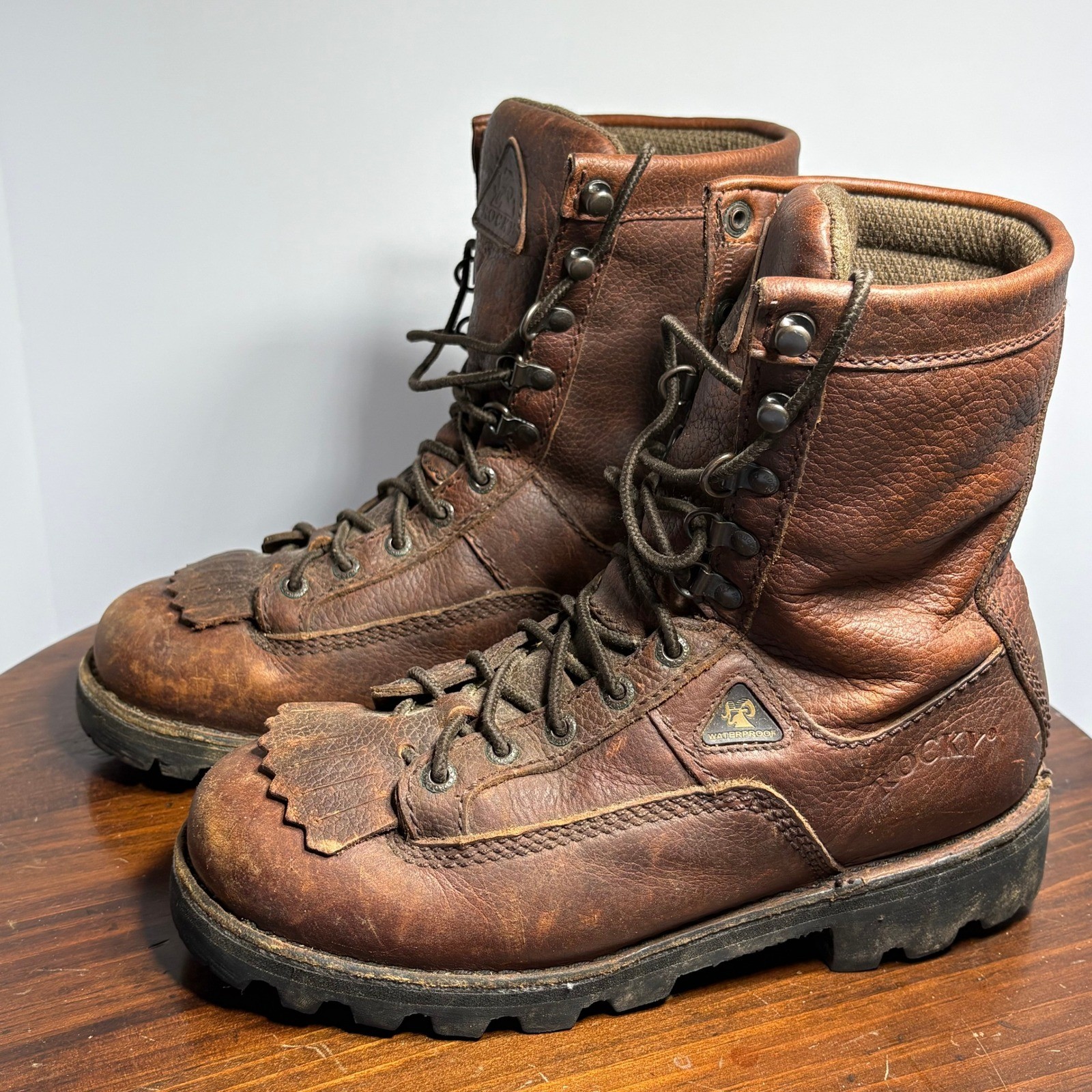 Rocky Hunting Boots Mens Size 8M Brown 8151 Waterproof Thinsulate Leather Kiltie