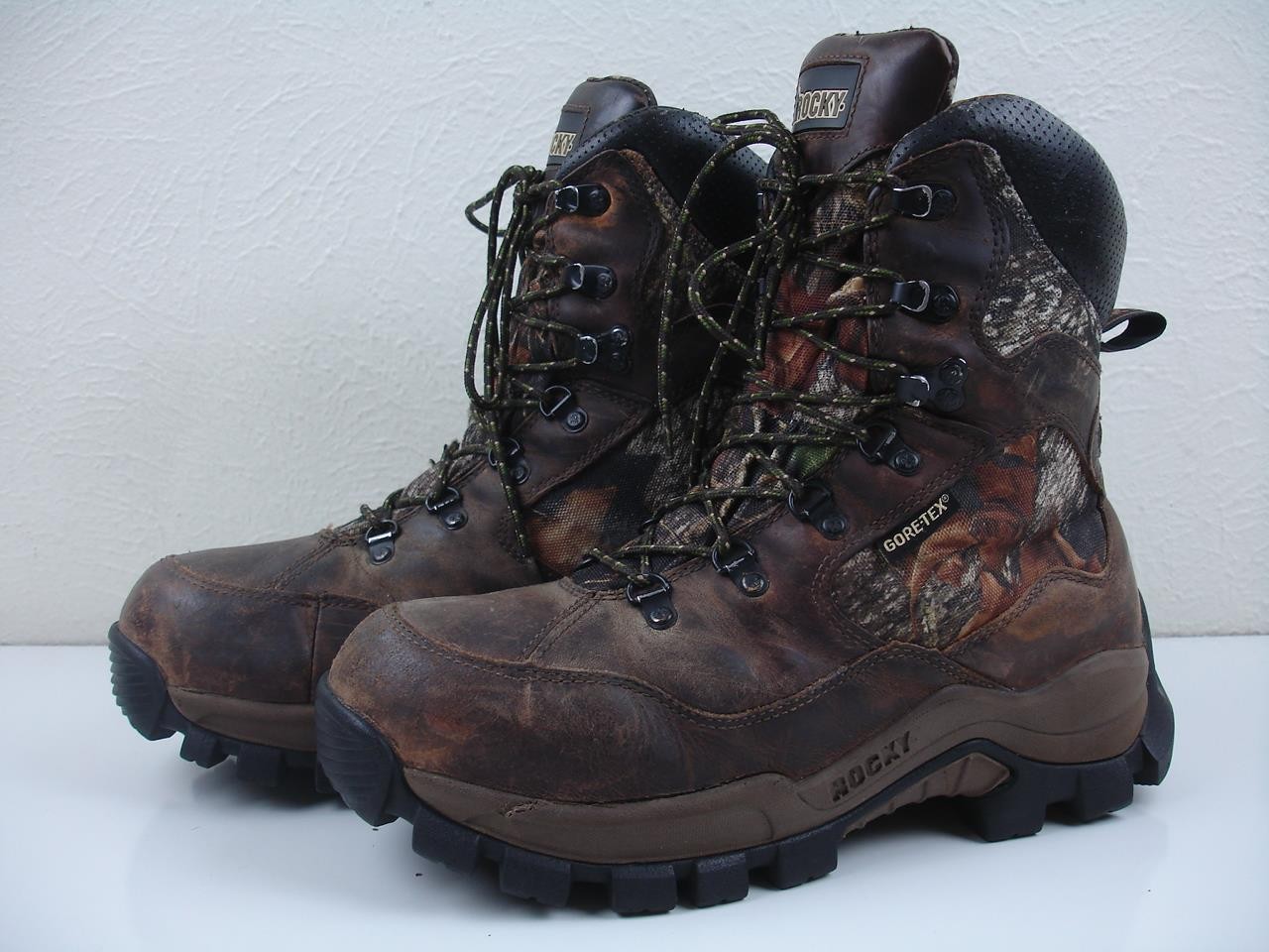 Men’s 9.5 W Rocky Lynx 8″ GORE-TEX Waterproof Insulated Hunting Boots 800g Brown