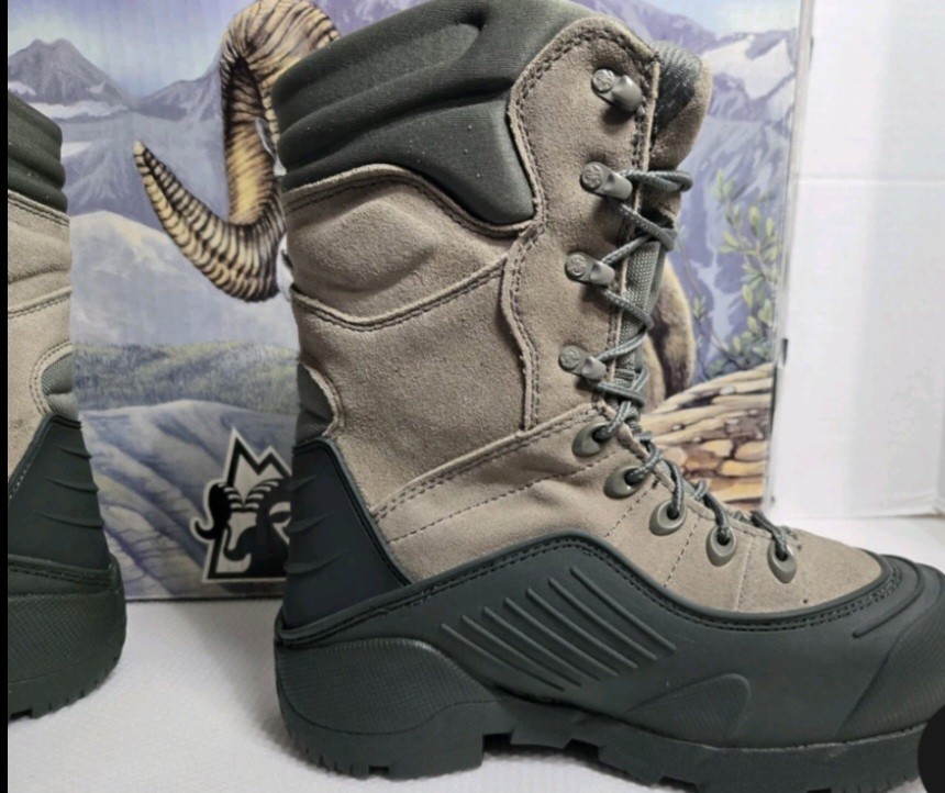 Rocky 1200g Insulated Waterproof Men’s Hunting Boots Gray Black Wide Size 11 M