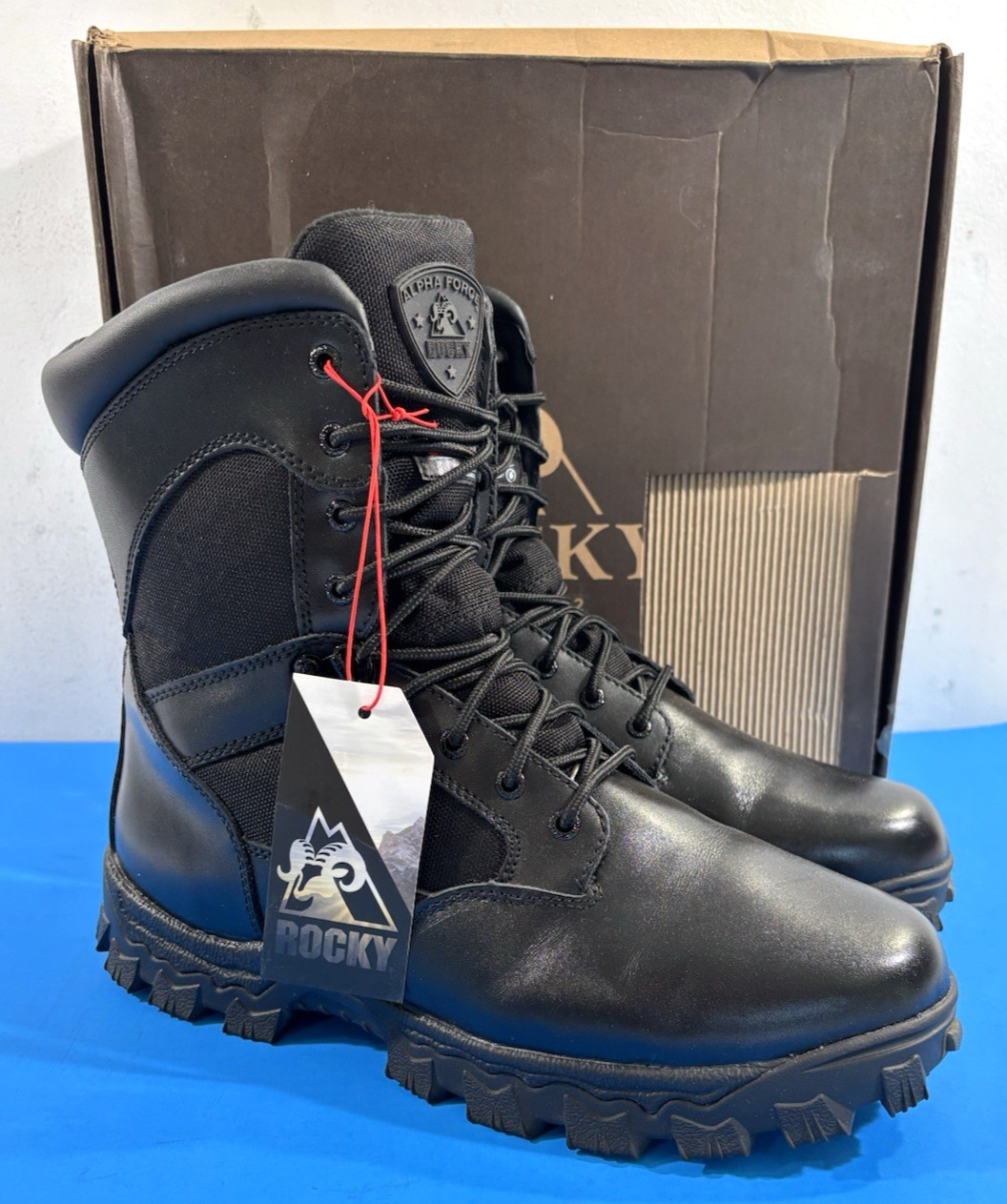 EUC 11.5 W ROCKY RKYD011 MENS ALPHA FORCE ZIPPER 400G INSULATED WATERPROOF BOOTS